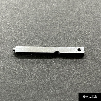 活字ピアス・イヤリング 6pt｜文字「中」