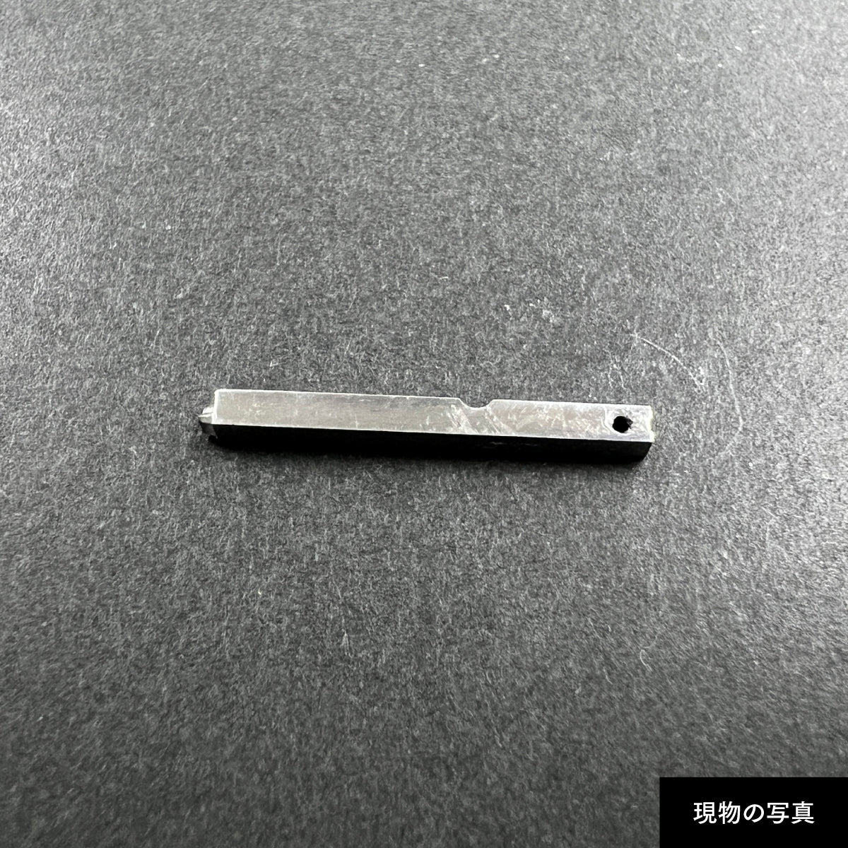 活字ピアス・イヤリング 6pt｜文字「ア」