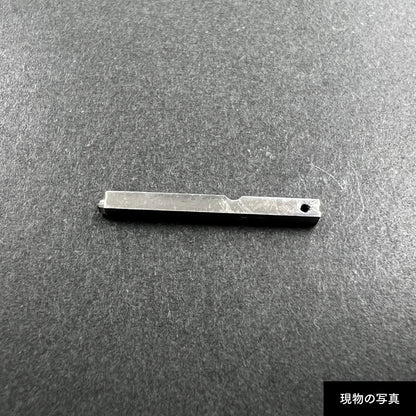 活字ピアス・イヤリング 6pt｜文字「ア」