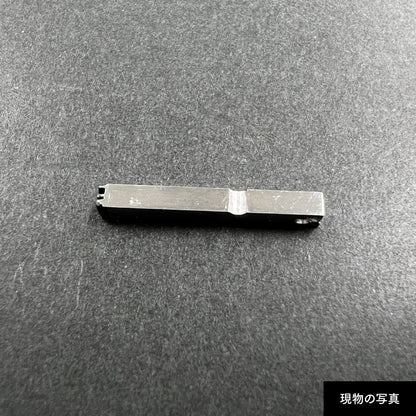 活字ピアス・イヤリング 8pt｜文字「用」