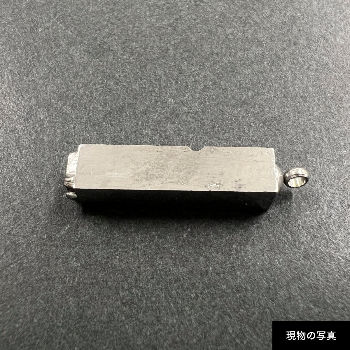 活字ネックレス 16pt｜文字「よ」