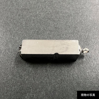 活字ネックレス 18pt｜文字「九」