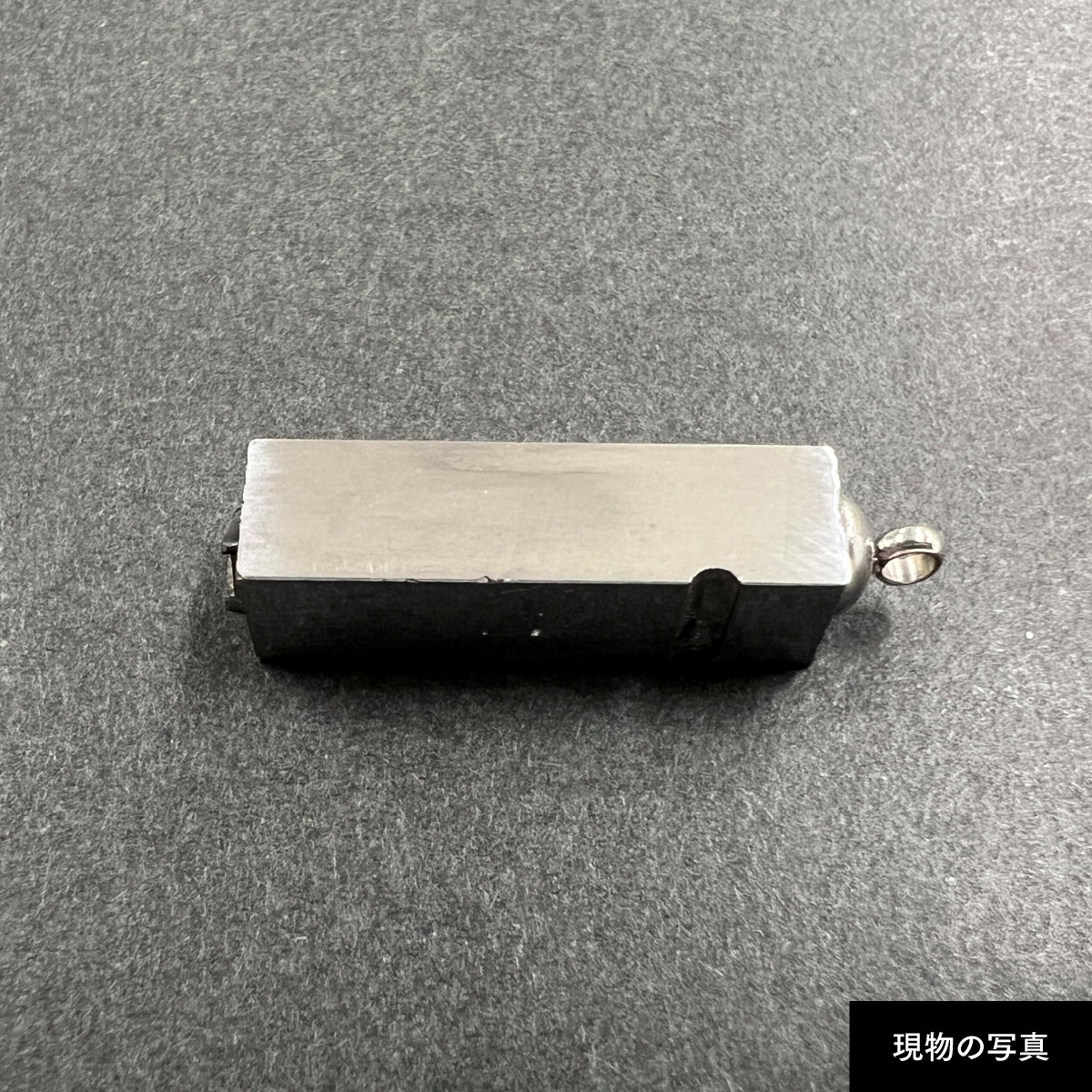 活字ネックレス 18pt｜文字「イ」