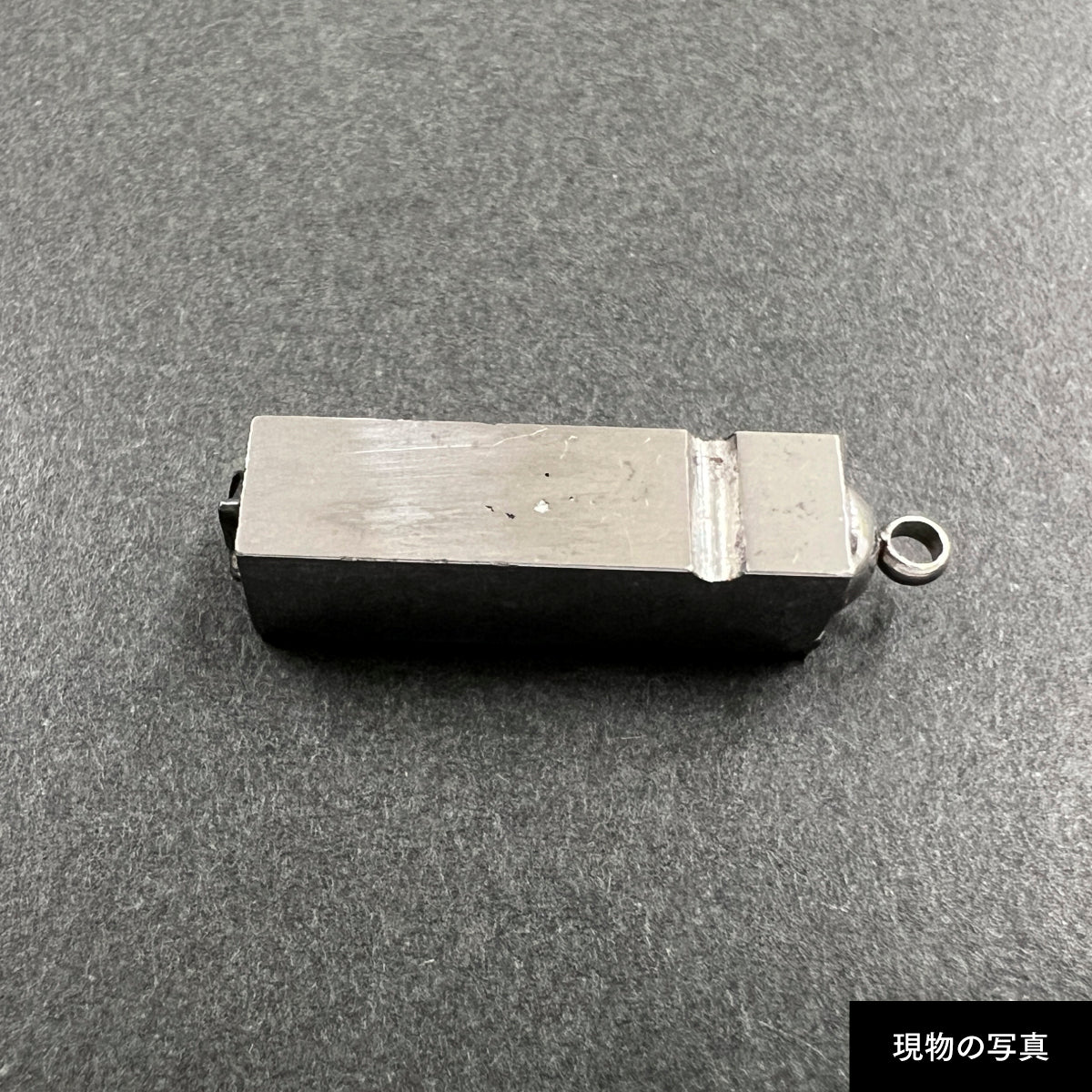 活字ネックレス 18pt｜文字「イ」