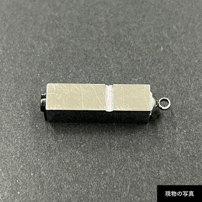 活字ネックレス 18pt｜文字「の」