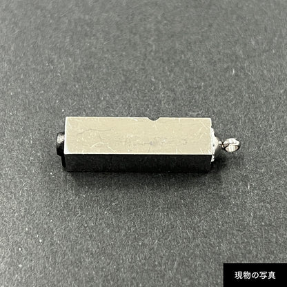 活字ネックレス 18pt｜文字「の」