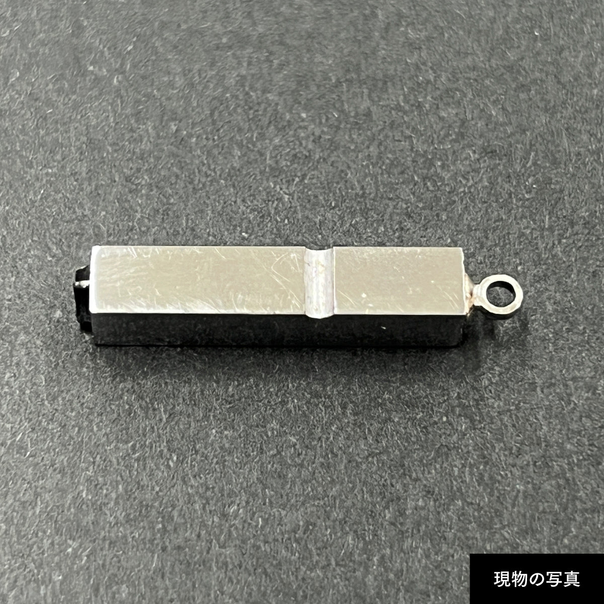 活字ネックレス 13pt｜文字「イ」