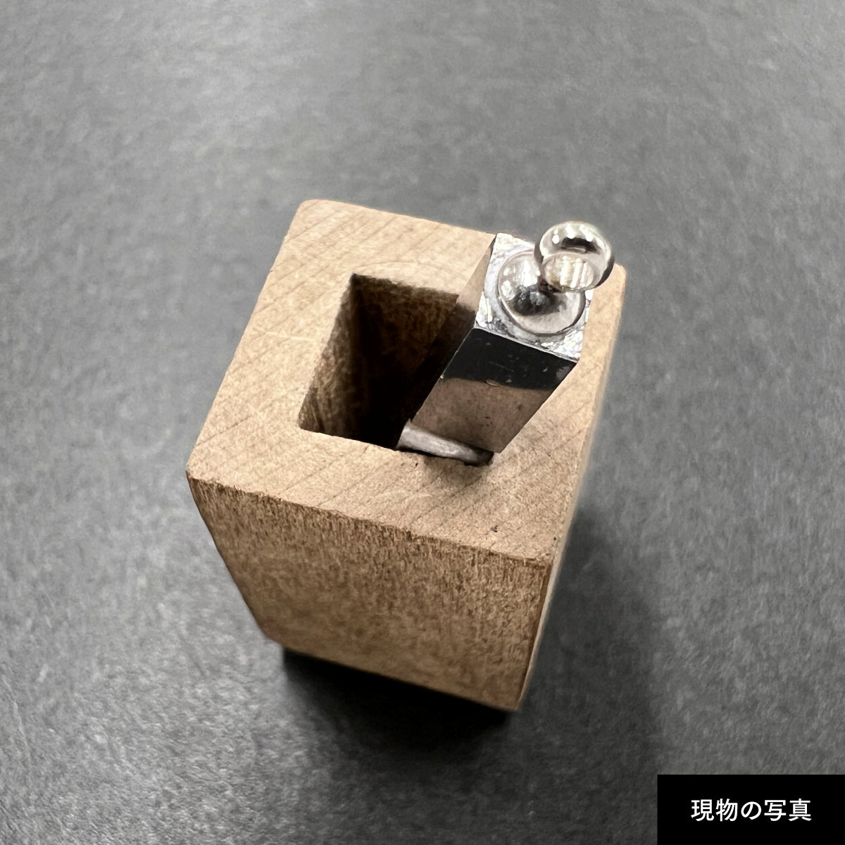 活字ネックレス 10pt｜文字「営」