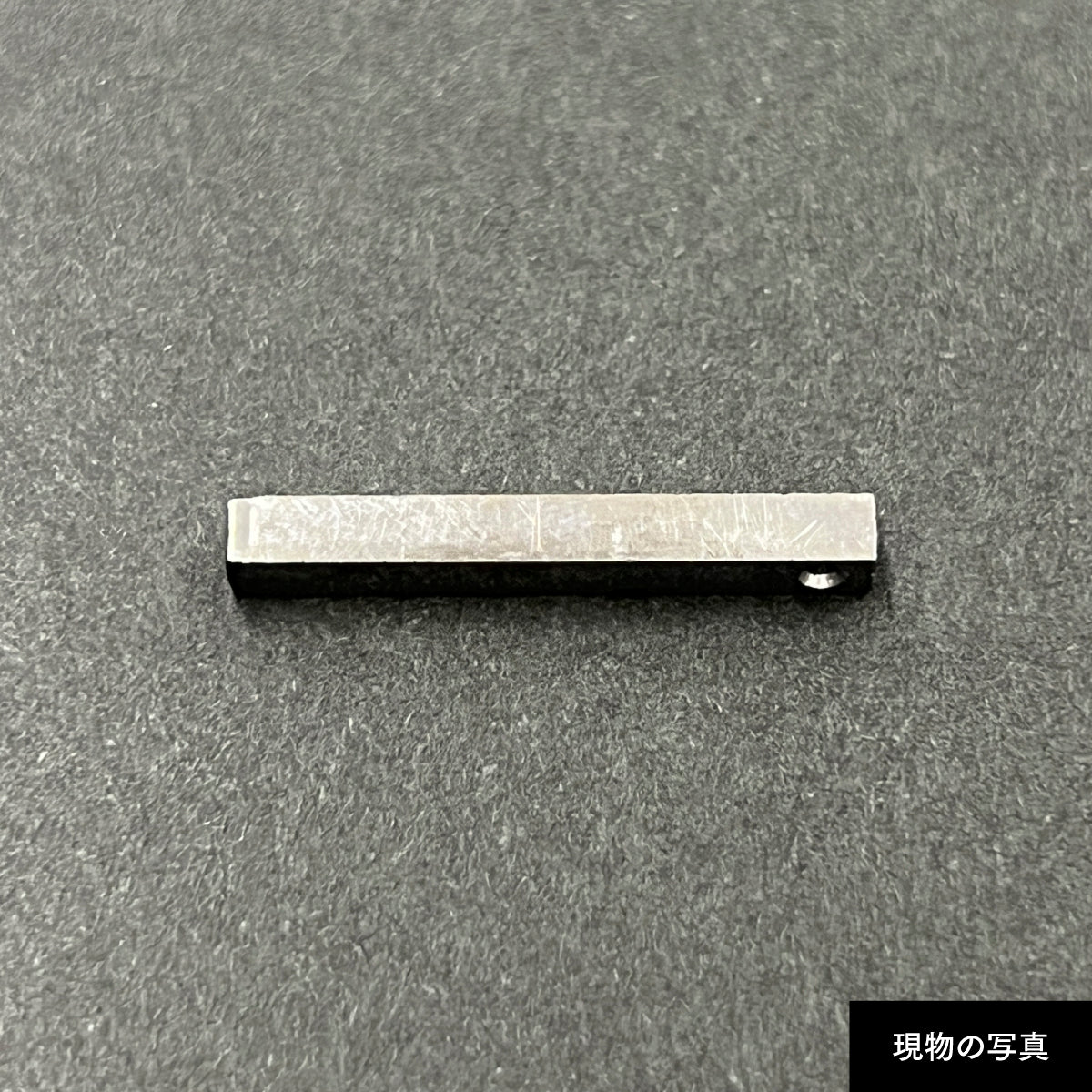 活字ピアス・イヤリング 8pt｜文字「□」