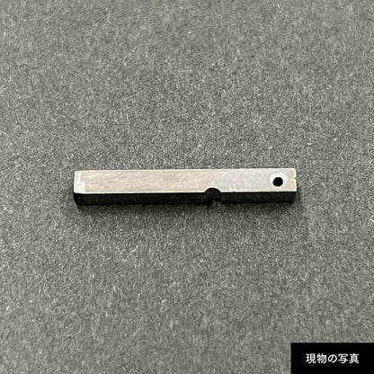 活字ピアス・イヤリング 8pt｜文字「□」