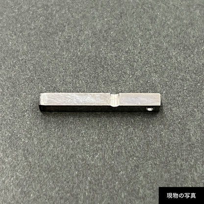 活字ピアス・イヤリング 8pt｜文字「□」