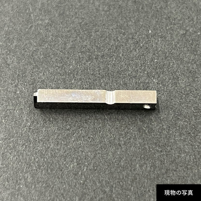 活字ピアス・イヤリング 8pt｜文字「７」