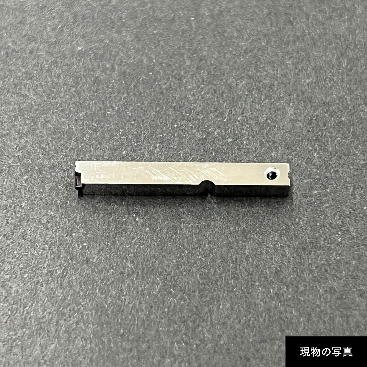 活字ピアス・イヤリング 8pt｜文字「〒」