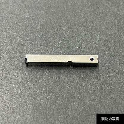 活字ピアス・イヤリング 8pt｜文字「〒」