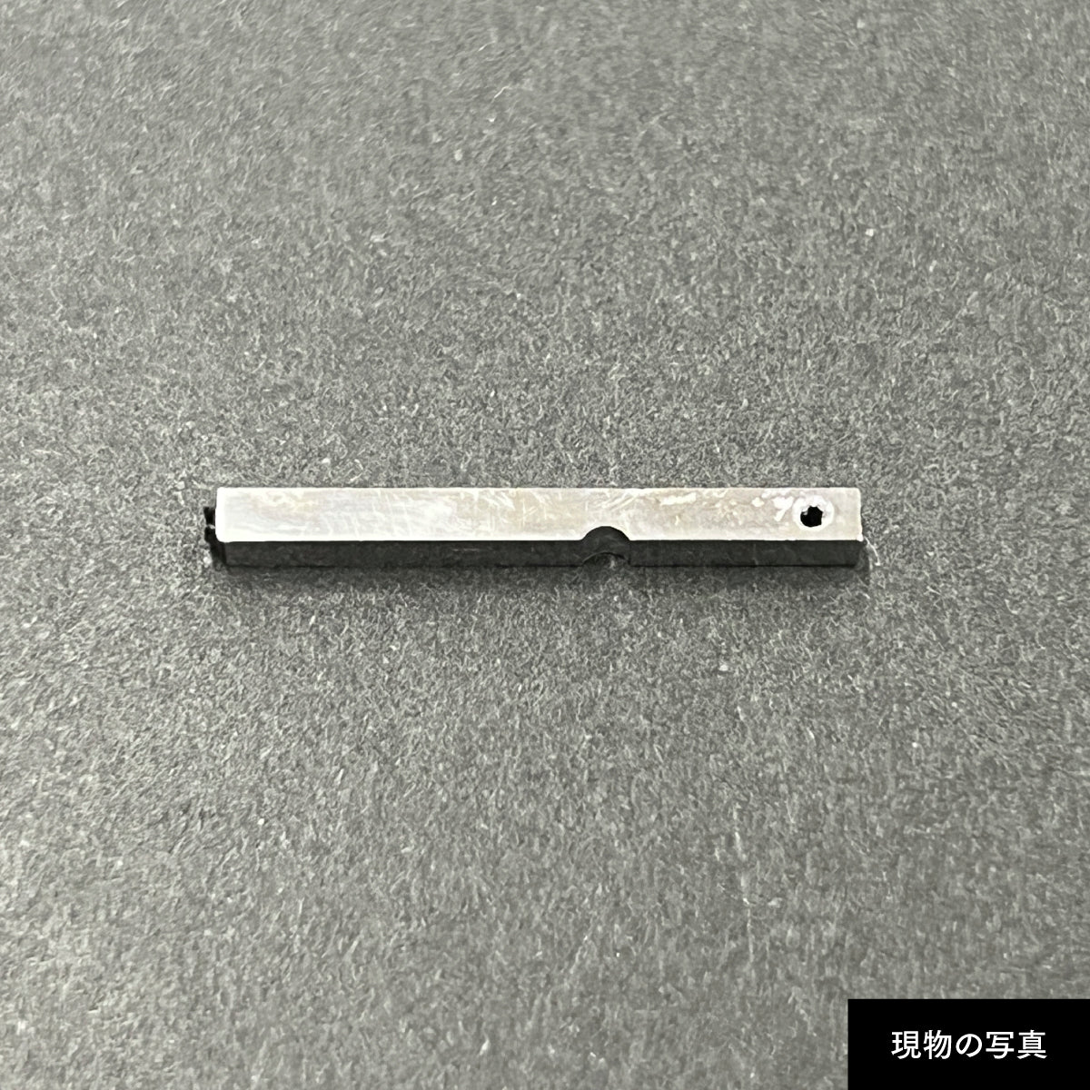 活字ピアス・イヤリング 6pt｜文字「コ」