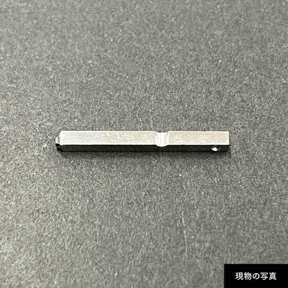 活字ピアス・イヤリング 6pt｜文字「コ」