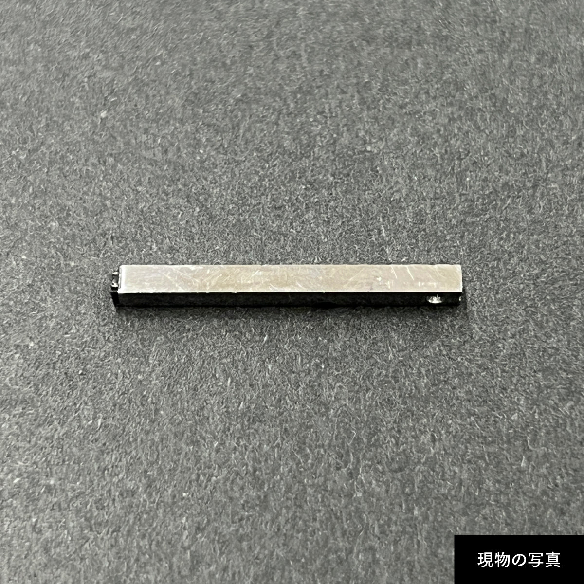 活字ピアス・イヤリング 6pt｜文字「県」