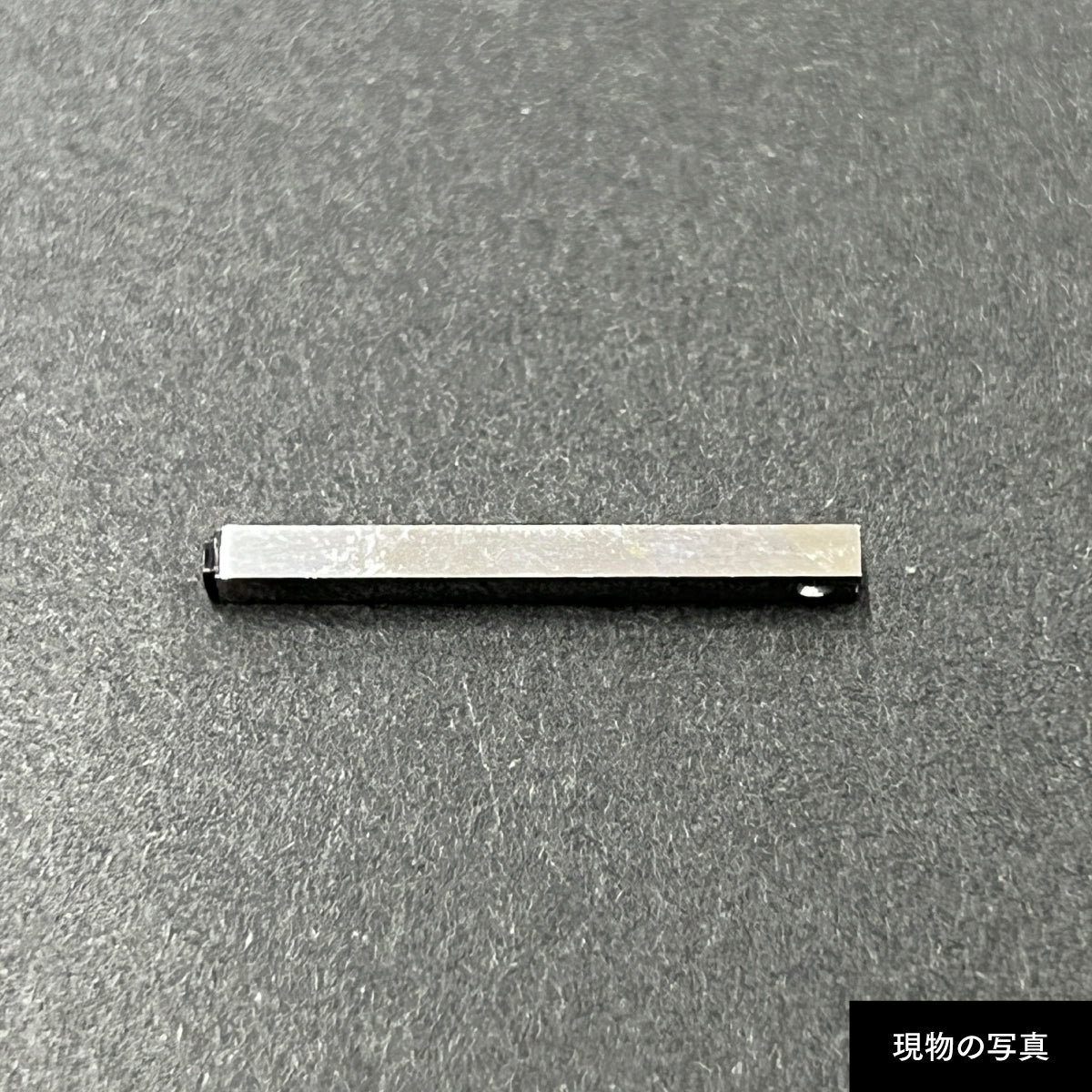 活字ピアス・イヤリング 6pt｜文字「目」