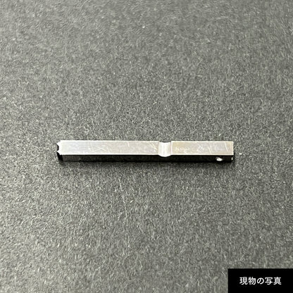 活字ピアス・イヤリング 6pt｜文字「目」