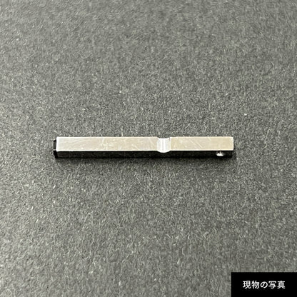 活字ピアス・イヤリング 6pt｜文字「四」