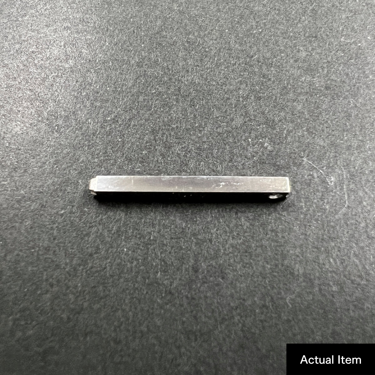 活字ピアス・イヤリング 6pt｜文字「ア」