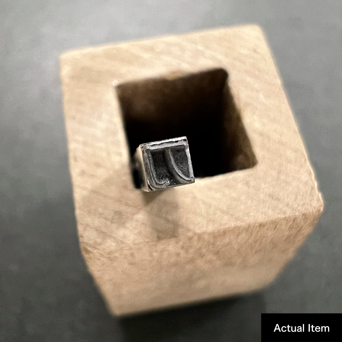 活字ピアス・イヤリング 6pt｜文字「刀」