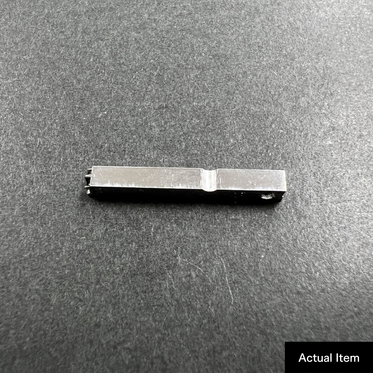 活字ピアス・イヤリング 8pt｜文字「不」