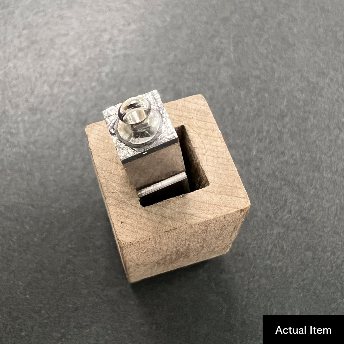 活字ネックレス 16pt｜文字「晋」